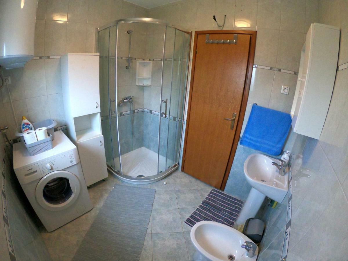 Kvajera Apartment โปเรช ภายนอก รูปภาพ
