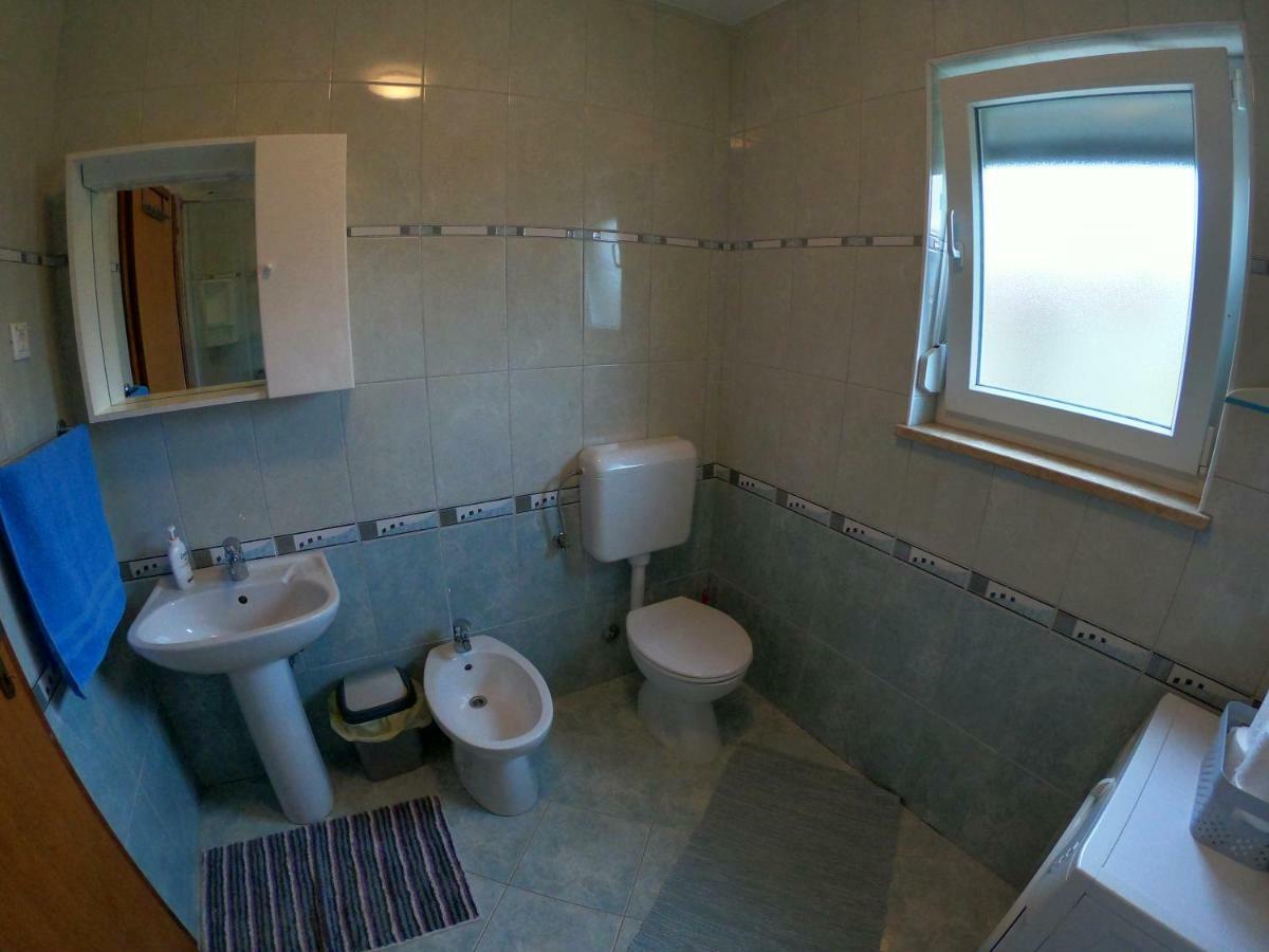 Kvajera Apartment โปเรช ภายนอก รูปภาพ